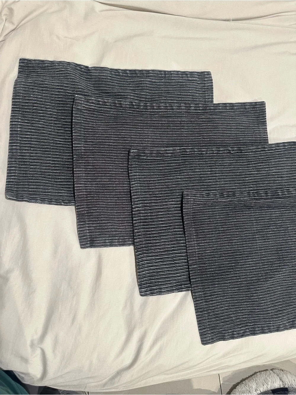 Crate & Barrel placemat/ charcoal set of 4